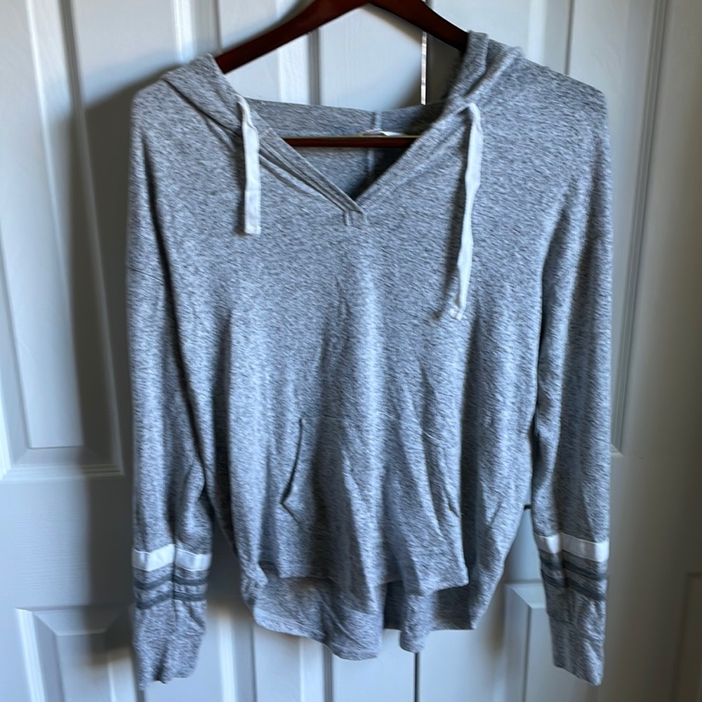 Market Speuce hooded pullover with pockets
